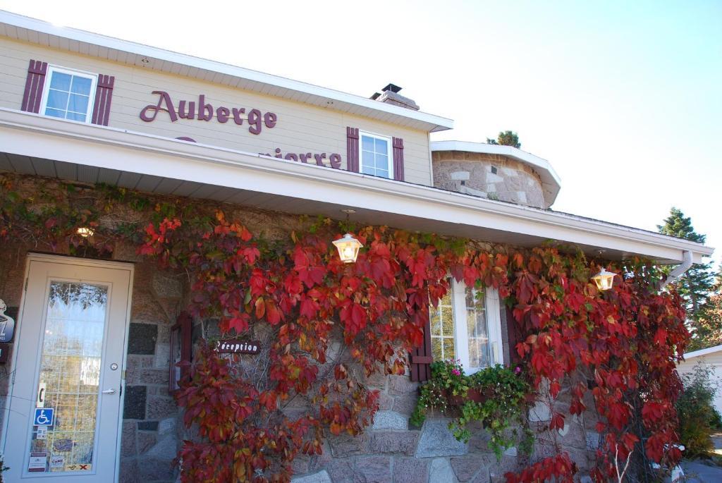 Auberge La Rosepierre Bistro Henri Grandes-Bergeronnes Exterior foto